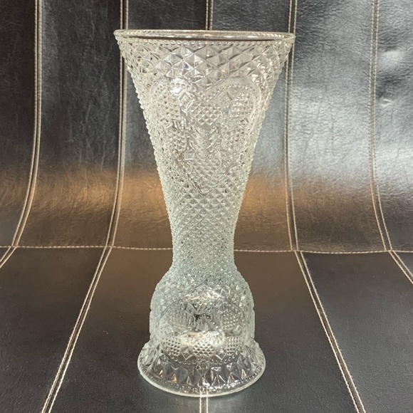 Vintage Vase/Candle Holder Cut Glass Heart Design - Picture 2 of 3